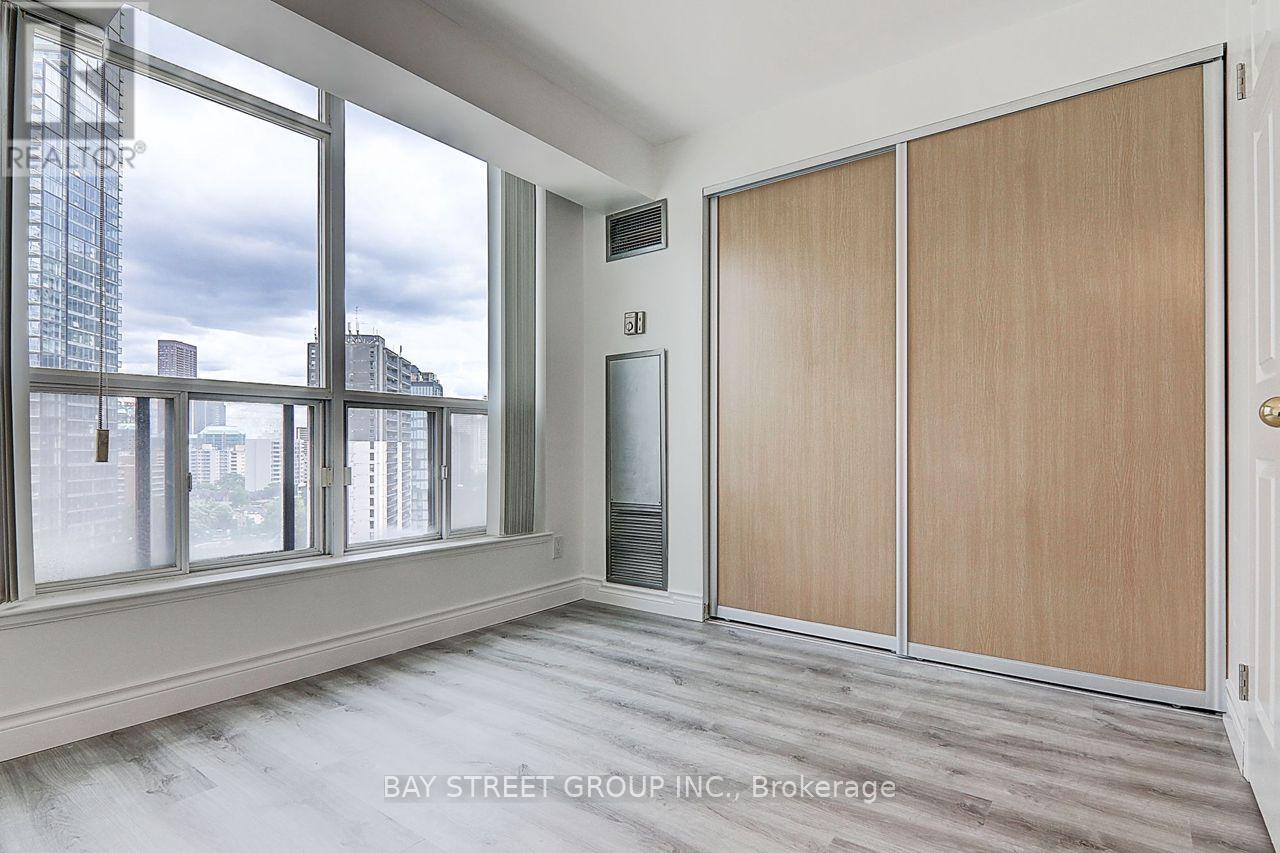 1611 - 24 Wellesley Street W, Toronto, Ontario  M4Y 2X6 - Photo 22 - C13083608