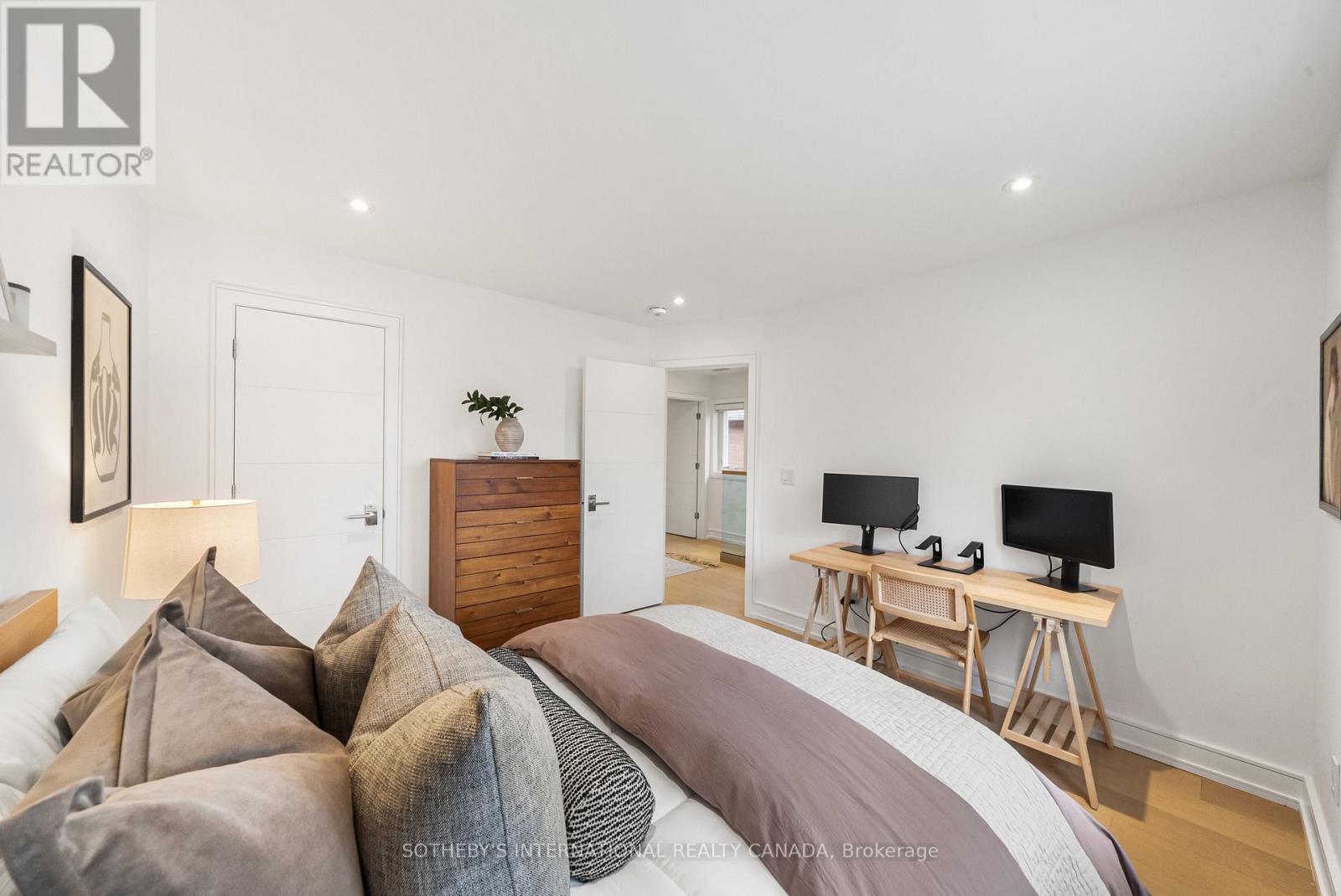 138 Airdrie Road, Toronto, Ontario  M4G 1M5 - Photo 37 - C13083616