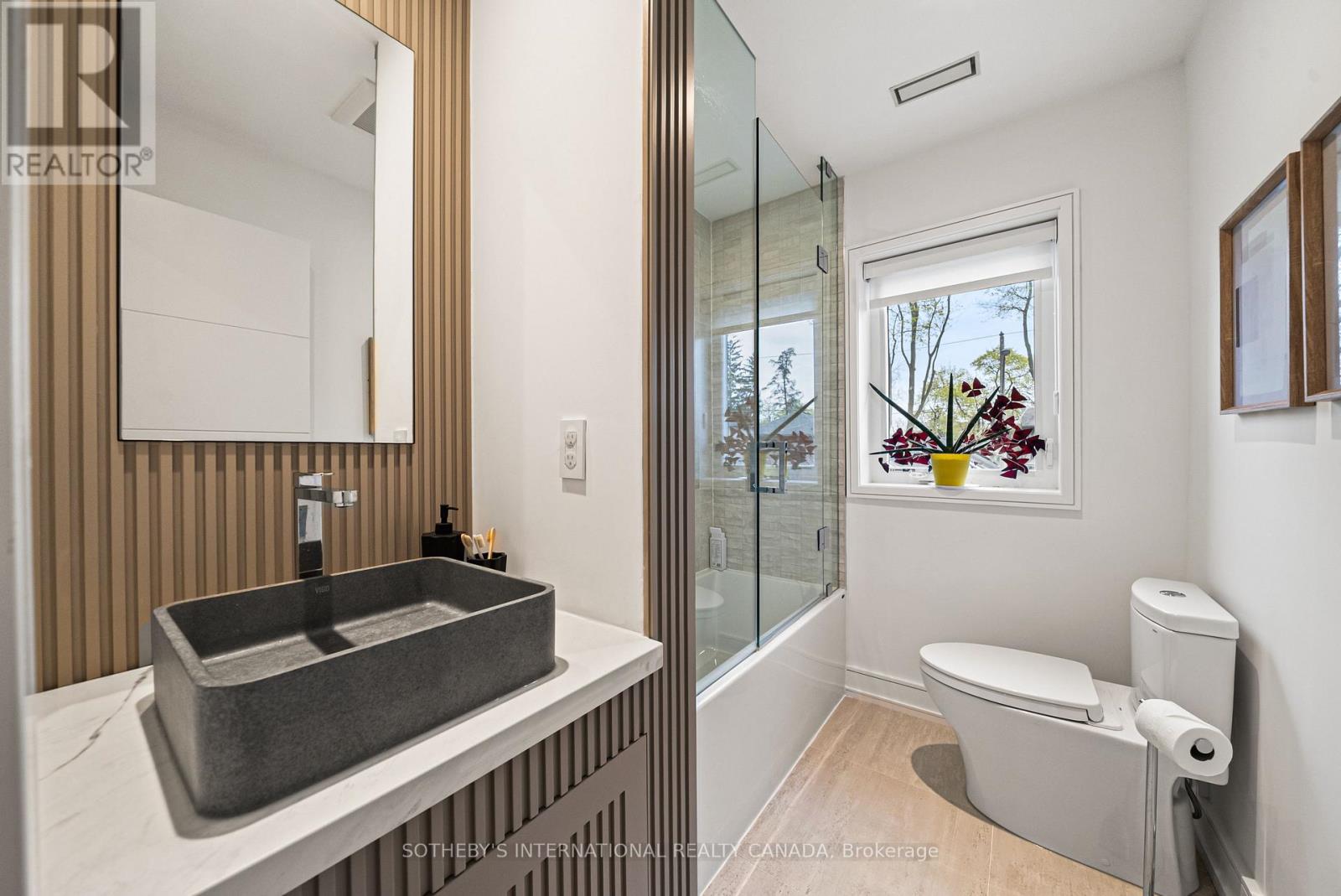 138 Airdrie Road, Toronto, Ontario  M4G 1M5 - Photo 39 - C13083616