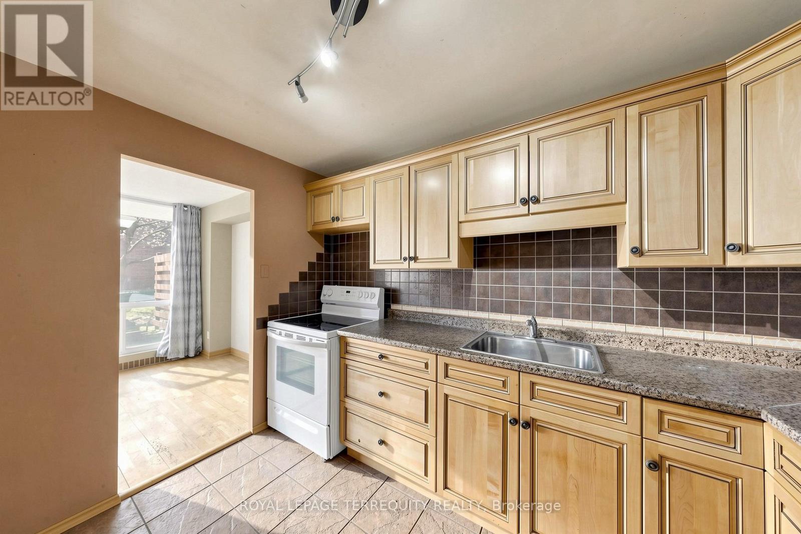 103 - 30 Sunrise Avenue, Toronto, Ontario  M4A 2R3 - Photo 23 - C13083704