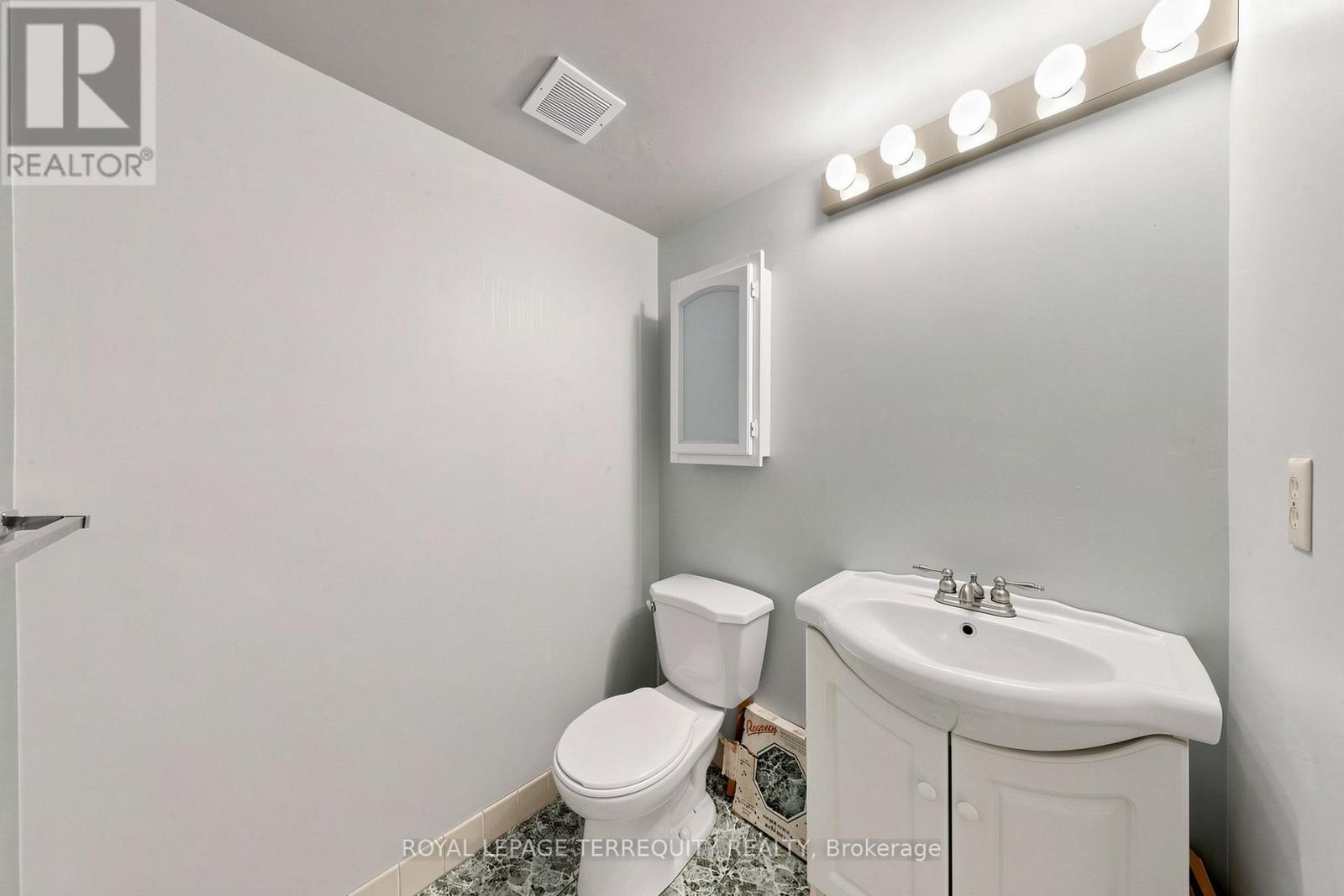 103 - 30 Sunrise Avenue, Toronto, Ontario  M4A 2R3 - Photo 32 - C13083704