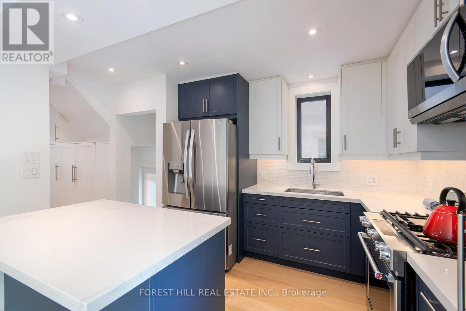 85 Fairlawn Avenue, Toronto, Ontario  M5M 1S6 - Photo 10 - C13083710