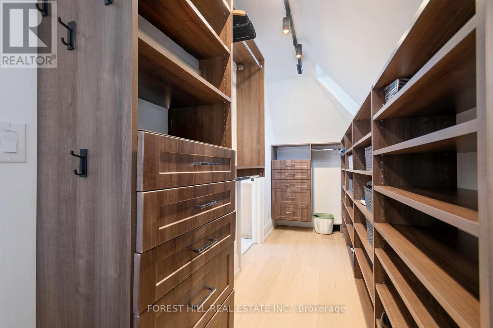 85 Fairlawn Avenue, Toronto, Ontario  M5M 1S6 - Photo 18 - C13083710