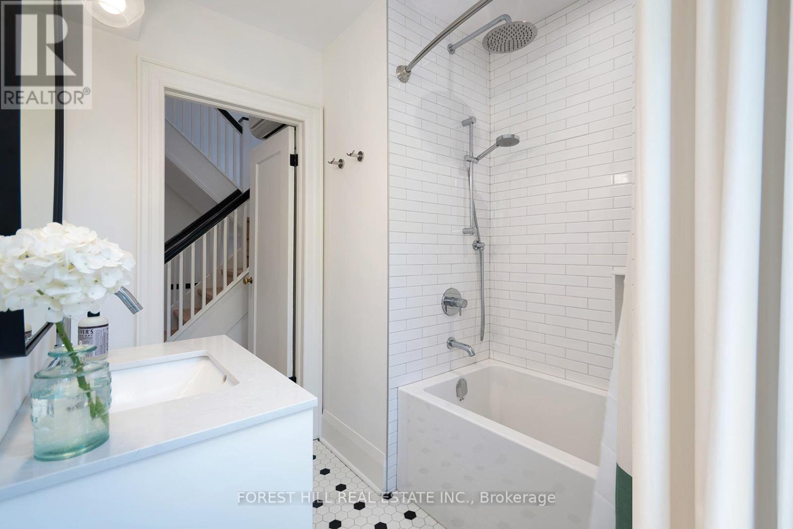 85 Fairlawn Avenue, Toronto, Ontario  M5M 1S6 - Photo 29 - C13083710