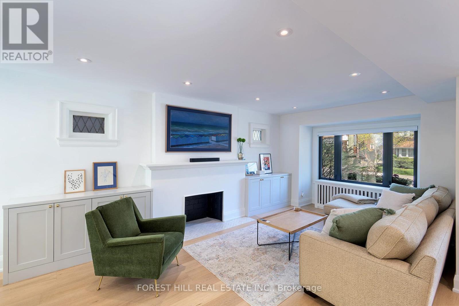 85 Fairlawn Avenue, Toronto, Ontario  M5M 1S6 - Photo 4 - C13083710