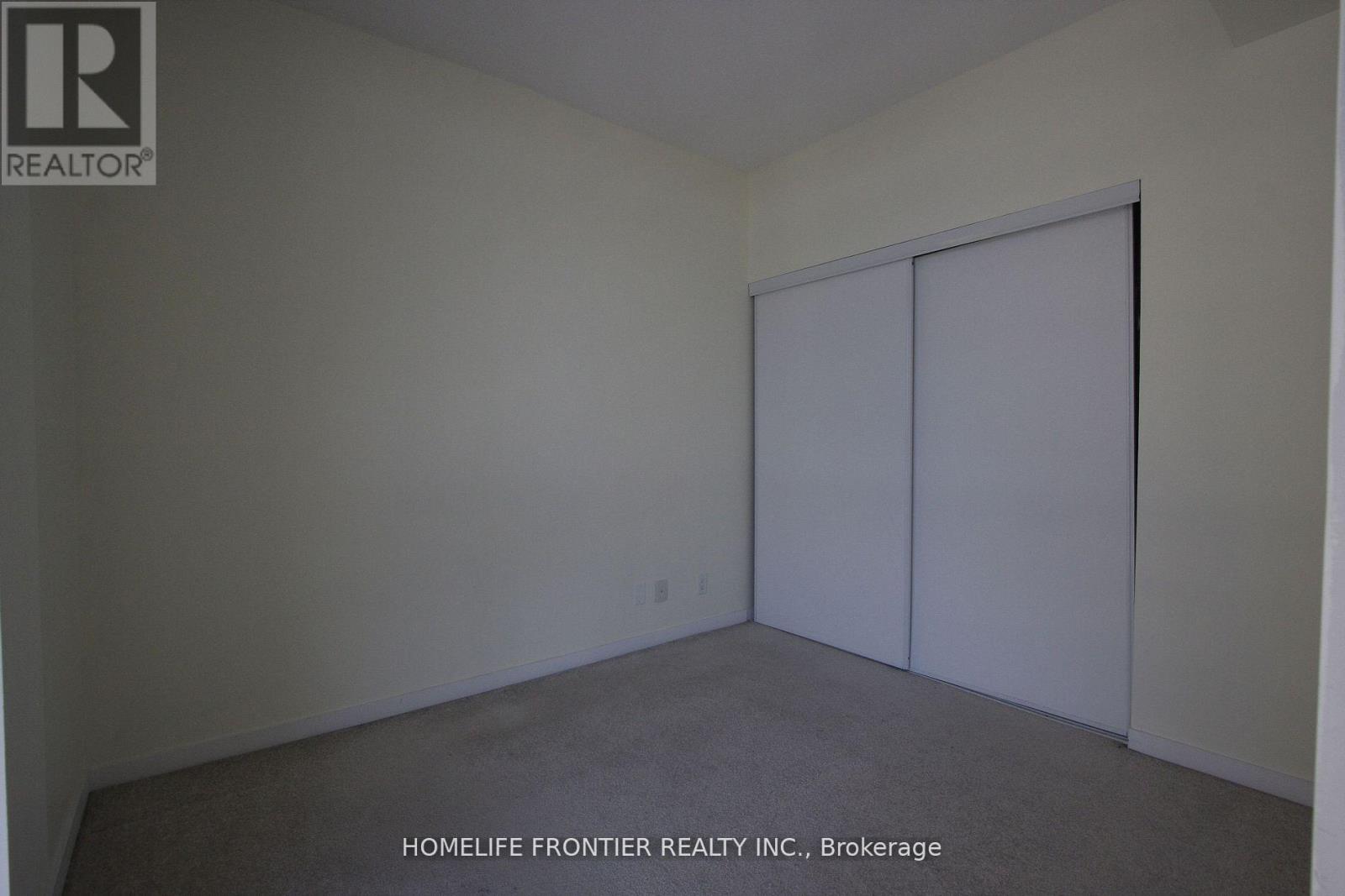703 - 30 Canterbury Place, Toronto, Ontario  M2N 0B9 - Photo 5 - C13083724