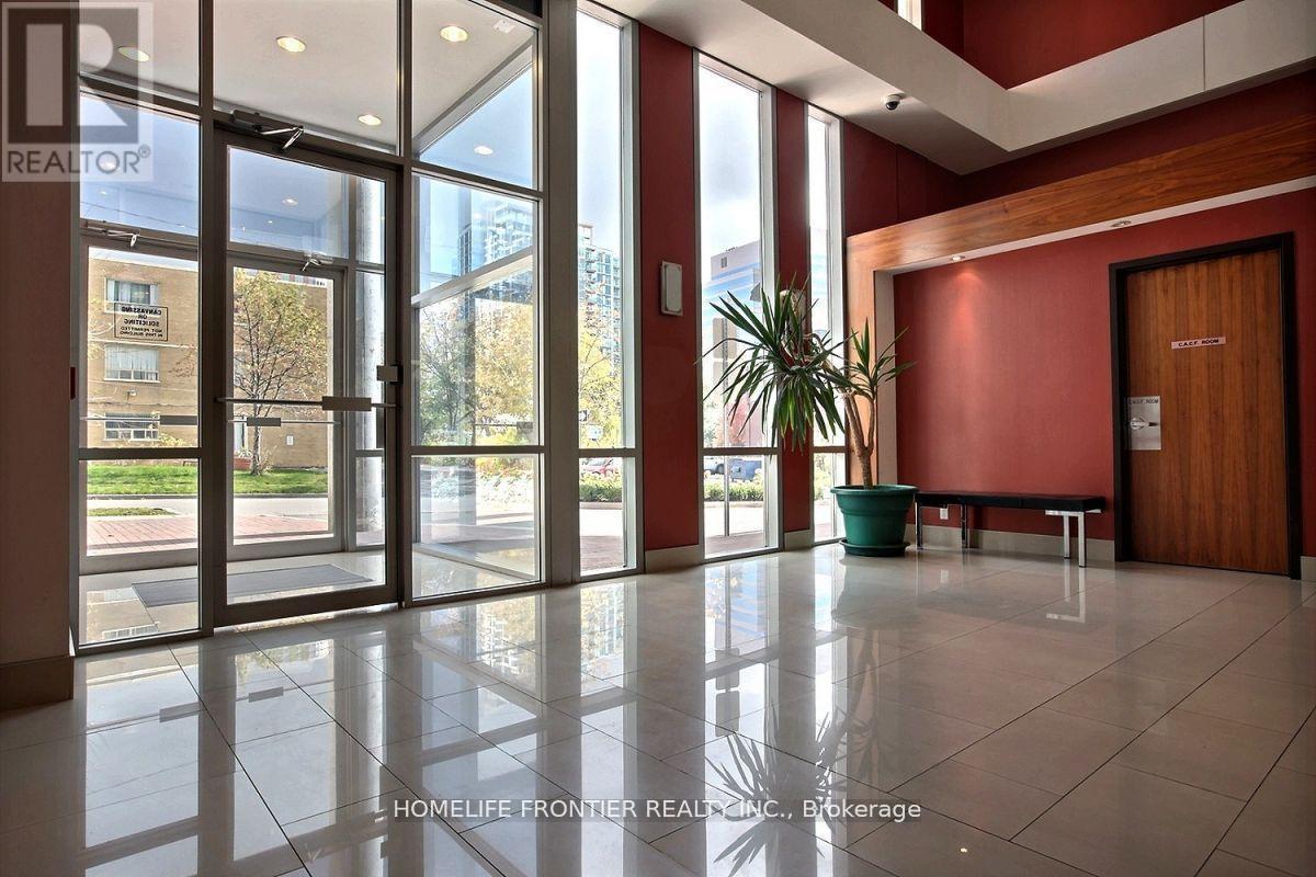 703 - 30 Canterbury Place, Toronto, Ontario  M2N 0B9 - Photo 7 - C13083724