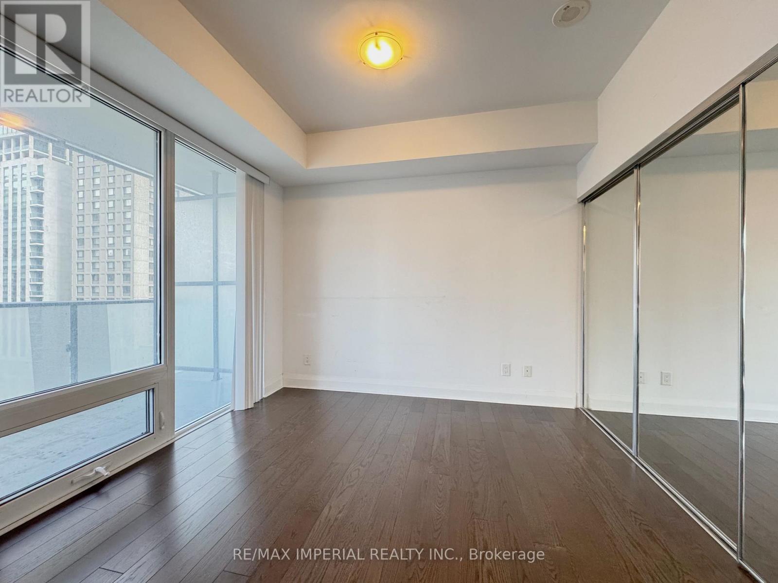 909 - 1080 Bay Street, Toronto, Ontario  M5S 0A5 - Photo 11 - C13083852