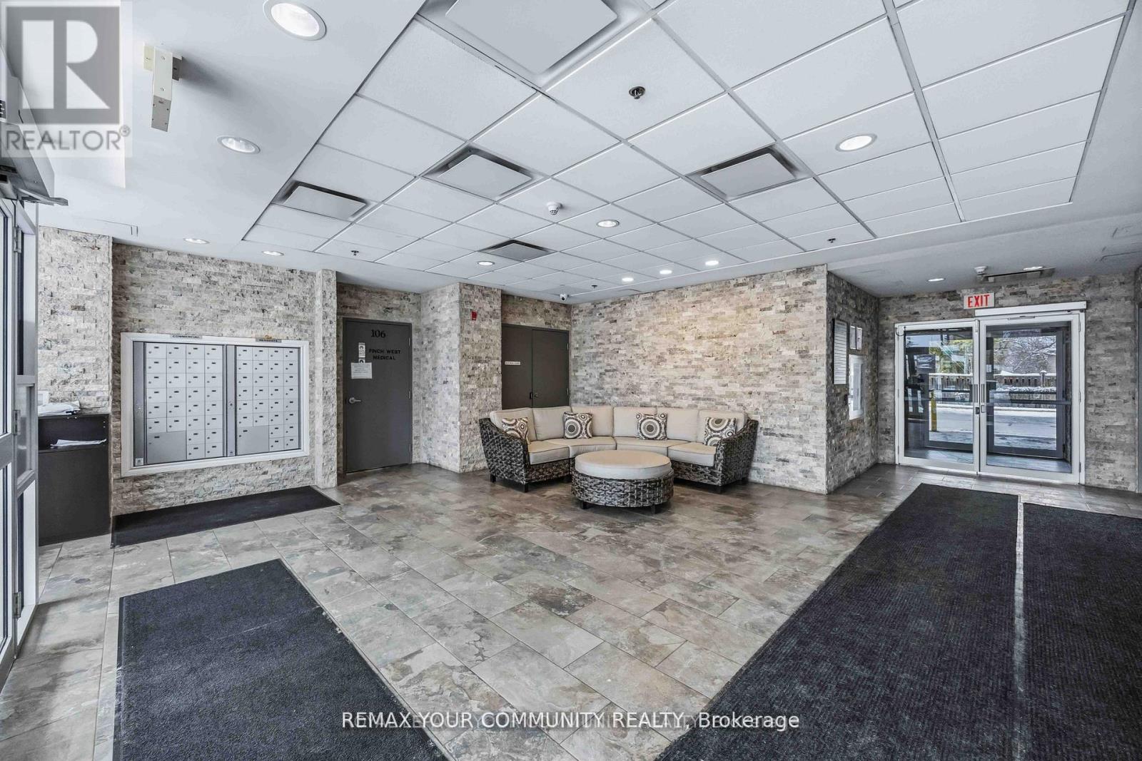 306 - 222 Finch Avenue W, Toronto, Ontario  M2R 1M6 - Photo 4 - C13083946