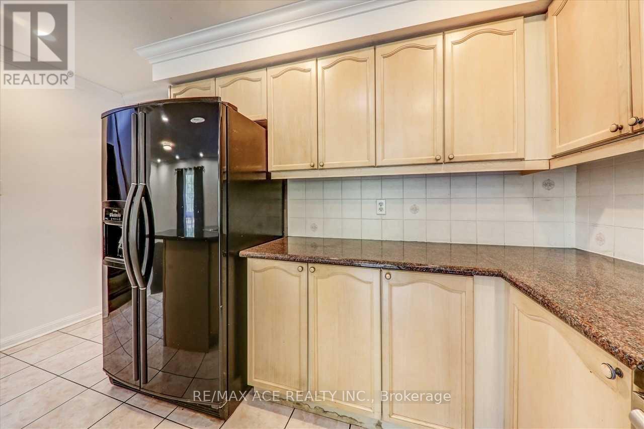 35 Pitchpine Drive, Toronto, Ontario  M1X 1Y1 - Photo 15 - E13083714