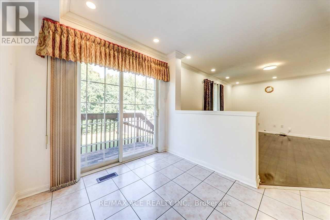 35 Pitchpine Drive, Toronto, Ontario  M1X 1Y1 - Photo 17 - E13083714