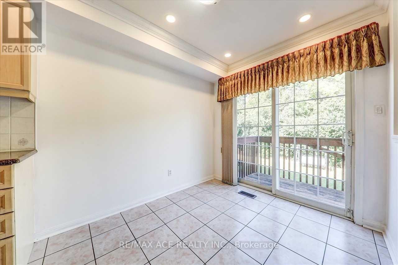 35 Pitchpine Drive, Toronto, Ontario  M1X 1Y1 - Photo 18 - E13083714