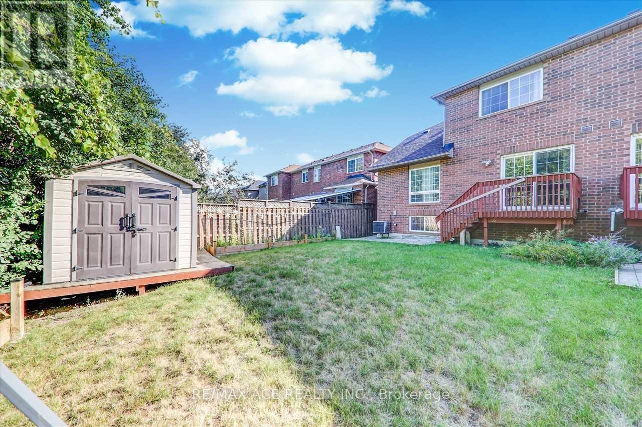 35 Pitchpine Drive, Toronto, Ontario  M1X 1Y1 - Photo 36 - E13083714
