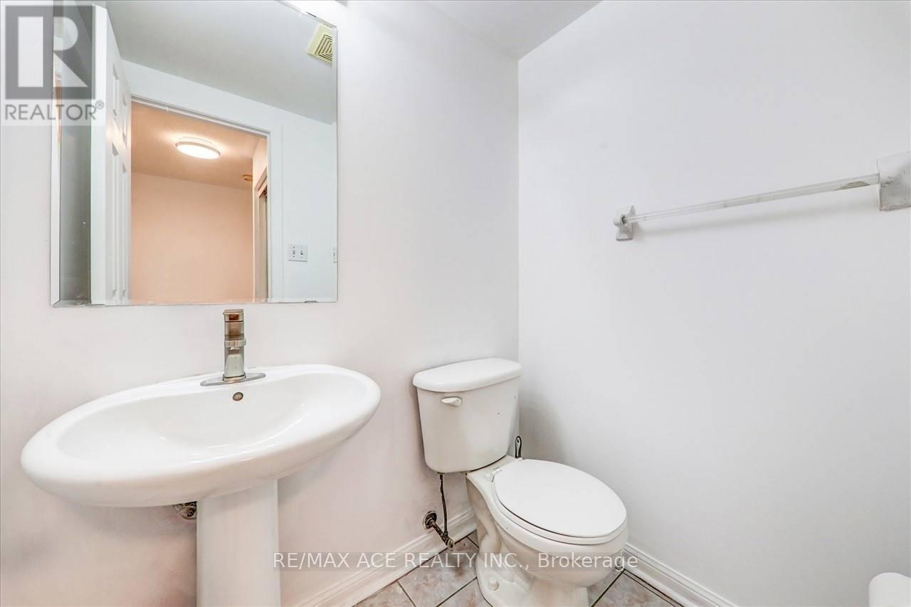 35 Pitchpine Drive, Toronto, Ontario  M1X 1Y1 - Photo 8 - E13083714