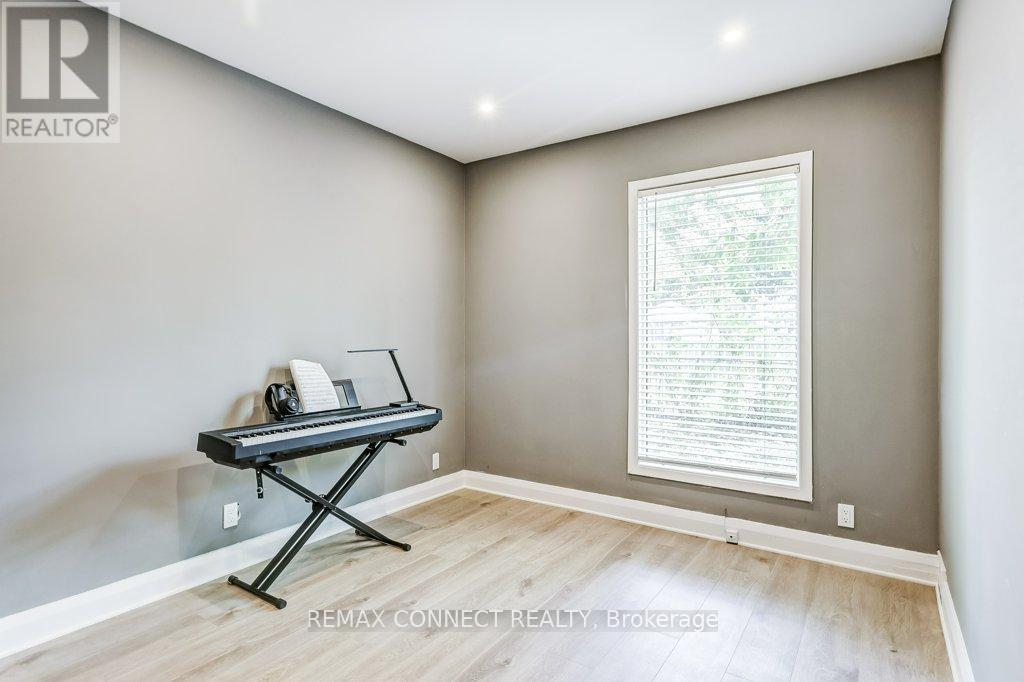 70 Dunstall Crescent, Toronto, Ontario  M1E 3M4 - Photo 18 - E13083730