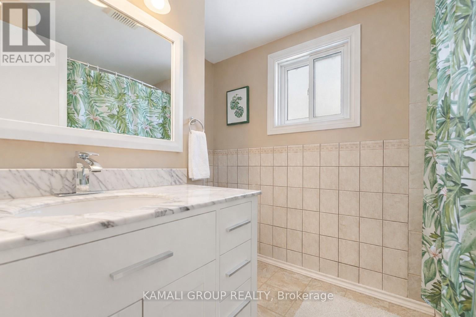 582 Lakeview Avenue, Oshawa, Ontario  L1J 1B1 - Photo 14 - E13083780