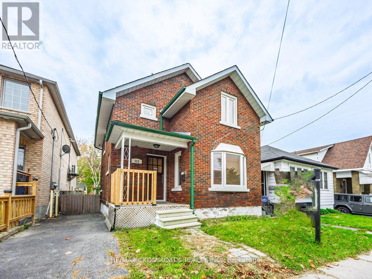 111 Elgin Street W, Oshawa, Ontario  L1G 1S5 - Photo 1 - E13083868