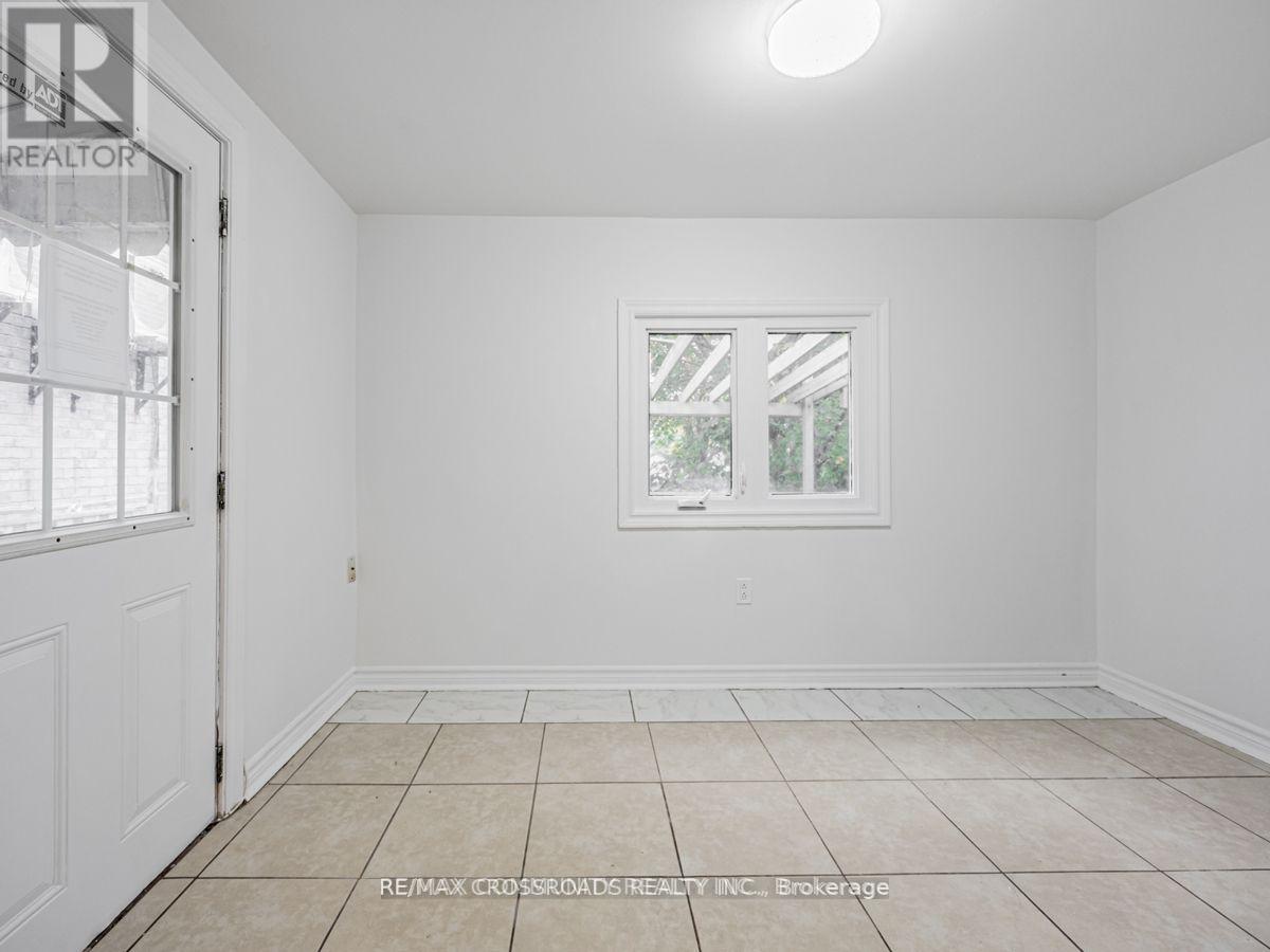 111 Elgin Street W, Oshawa, Ontario  L1G 1S5 - Photo 12 - E13083868