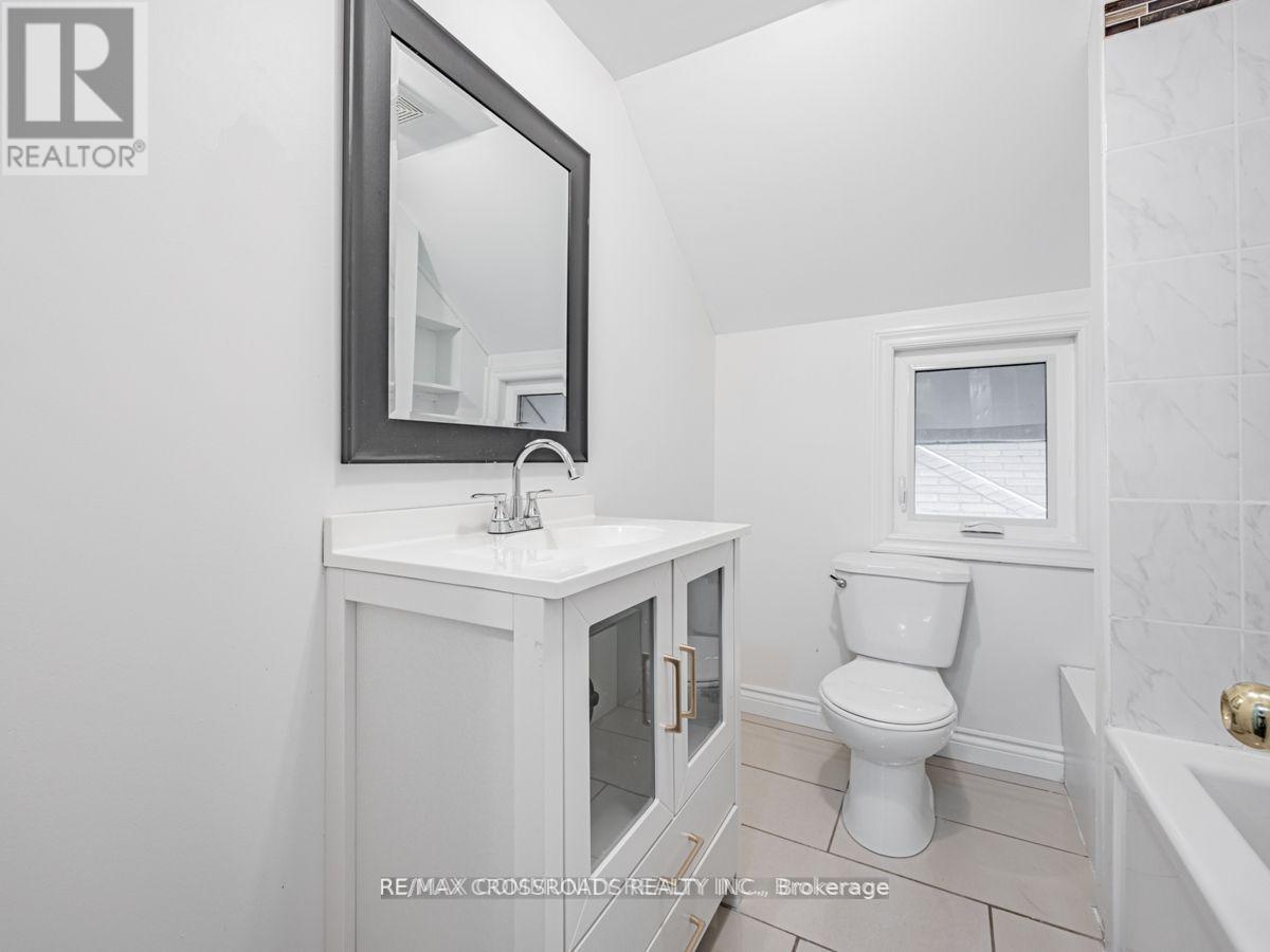 111 Elgin Street W, Oshawa, Ontario  L1G 1S5 - Photo 15 - E13083868