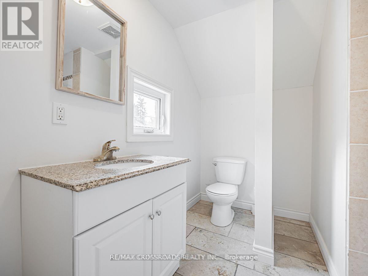 111 Elgin Street W, Oshawa, Ontario  L1G 1S5 - Photo 18 - E13083868