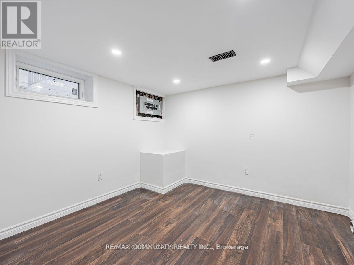 111 Elgin Street W, Oshawa, Ontario  L1G 1S5 - Photo 22 - E13083868