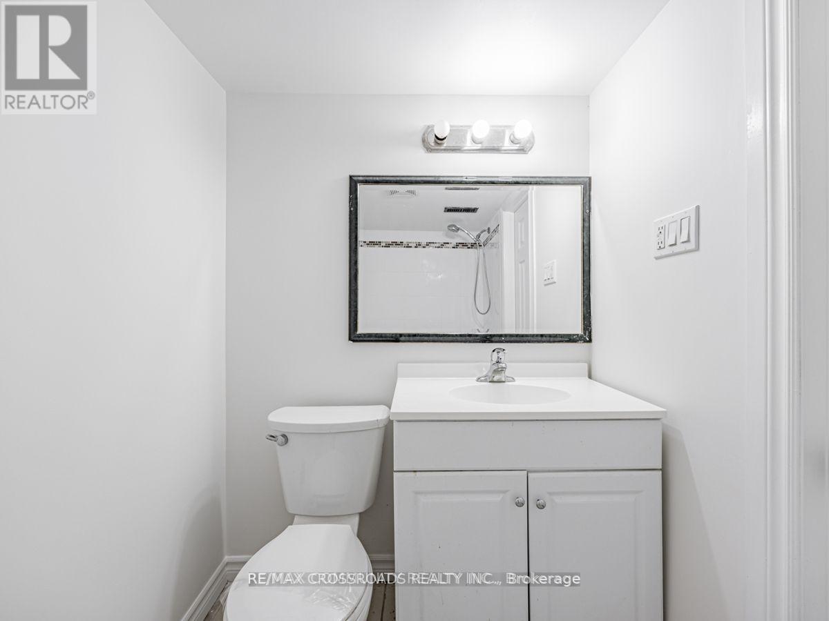 111 Elgin Street W, Oshawa, Ontario  L1G 1S5 - Photo 25 - E13083868