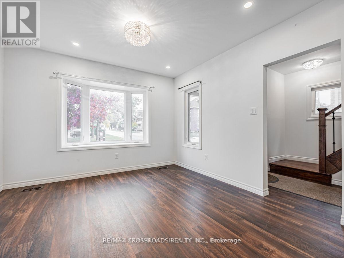 111 Elgin Street W, Oshawa, Ontario  L1G 1S5 - Photo 5 - E13083868