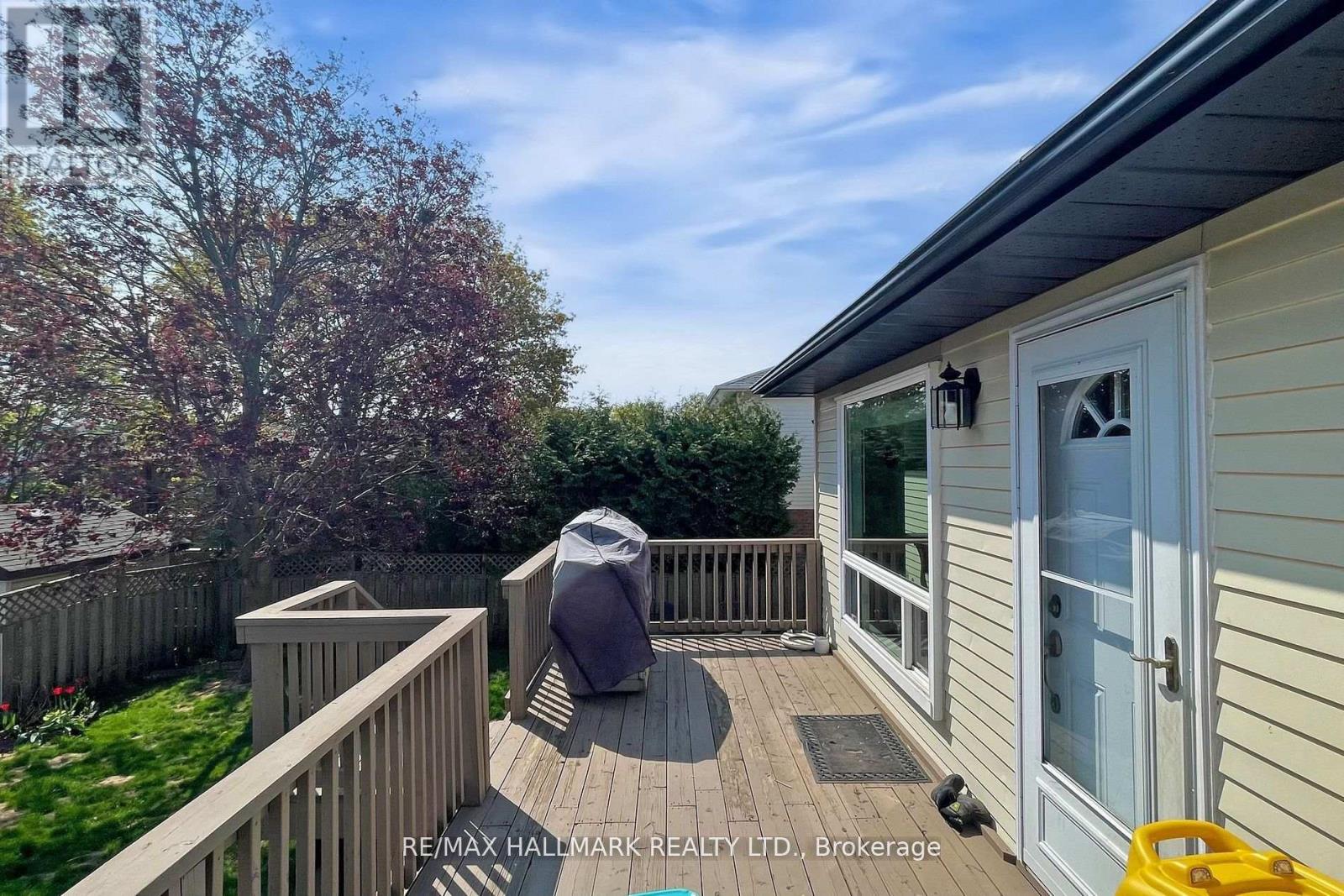 3 Cherry Blossom Crescent, Clarington, Ontario  L1E 1H1 - Photo 42 - E13083902