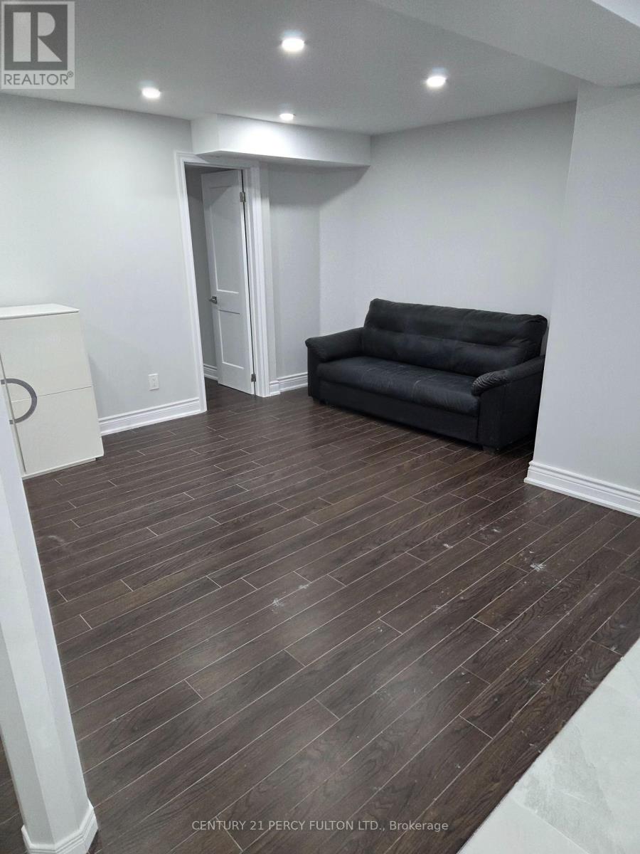 Bsmt - 1607 Sandhurst Crescent, Pickering (Highbush), Ontario  L1V 6W2 - Photo 9 - E13083976