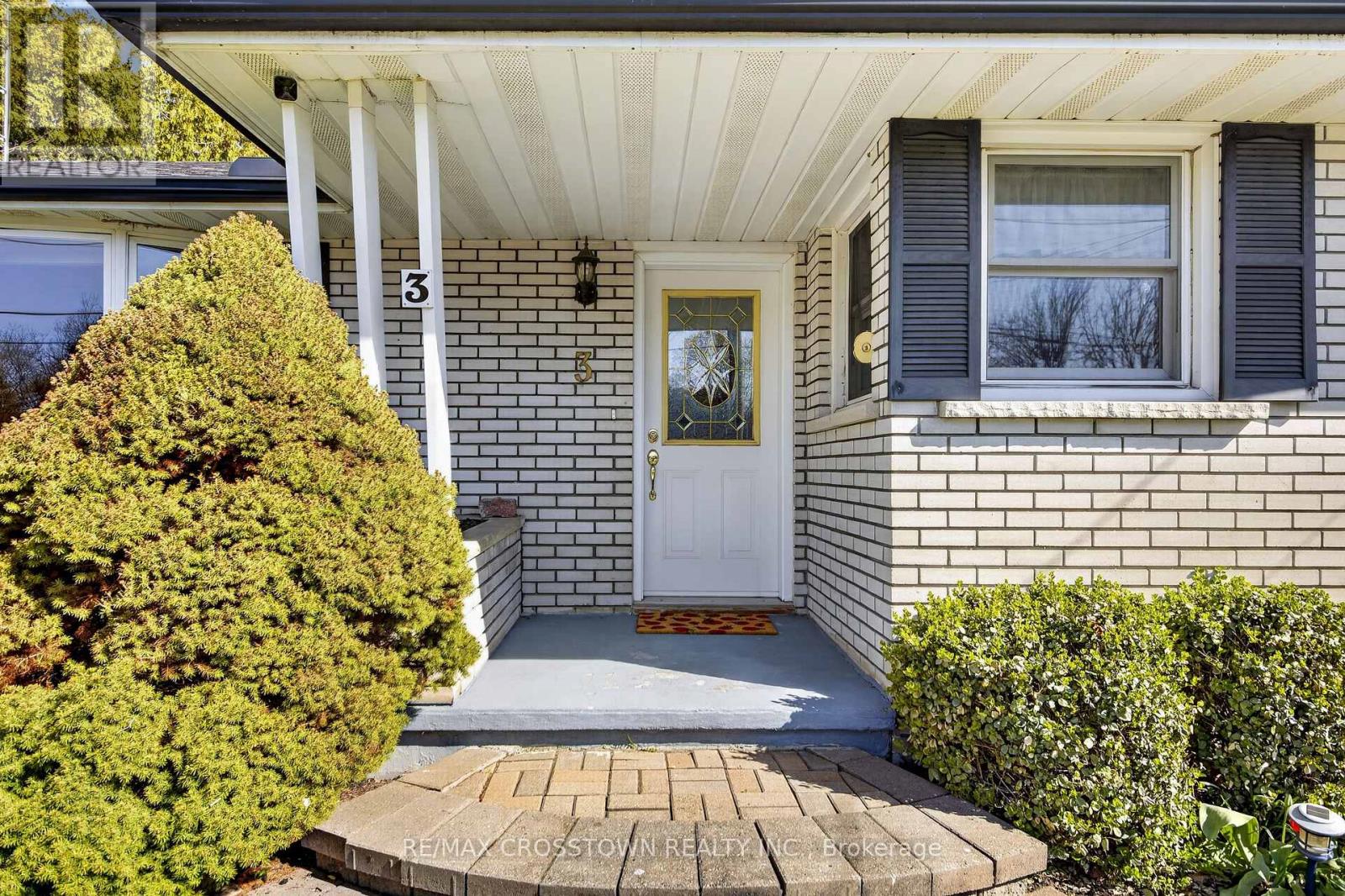 3 Robert Street, Essa (Thornton), Ontario  L0L 2N0 - Photo 3 - N13083826