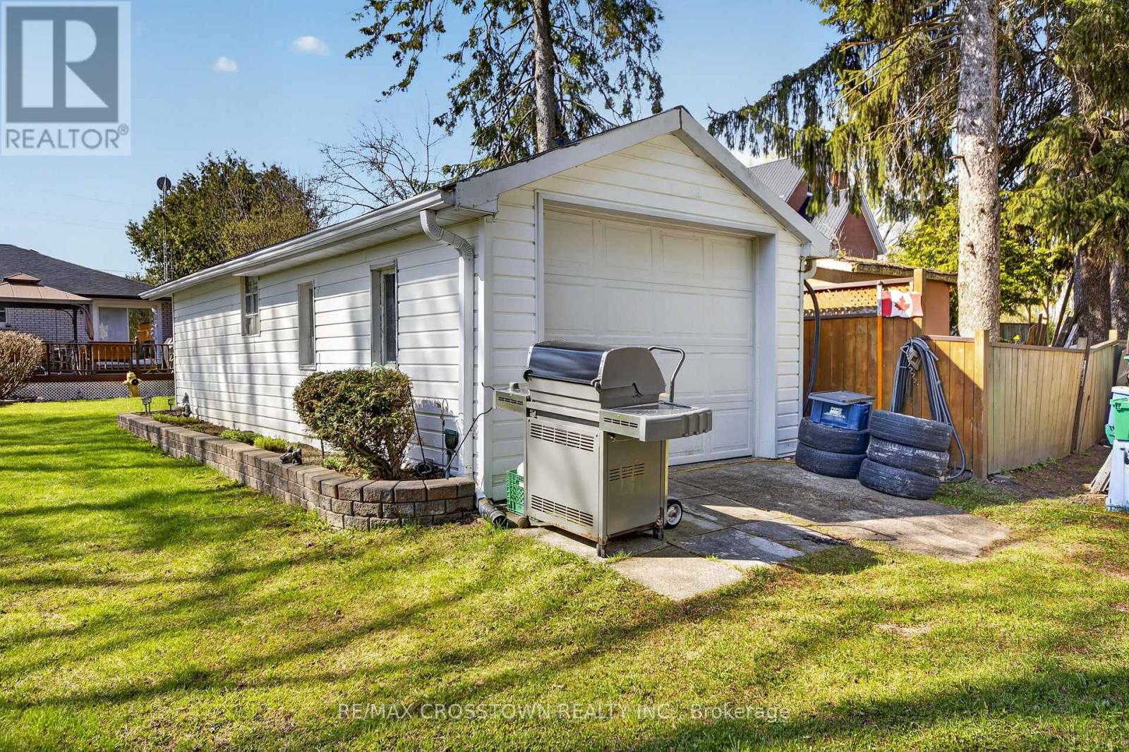 3 Robert Street, Essa (Thornton), Ontario  L0L 2N0 - Photo 8 - N13083826