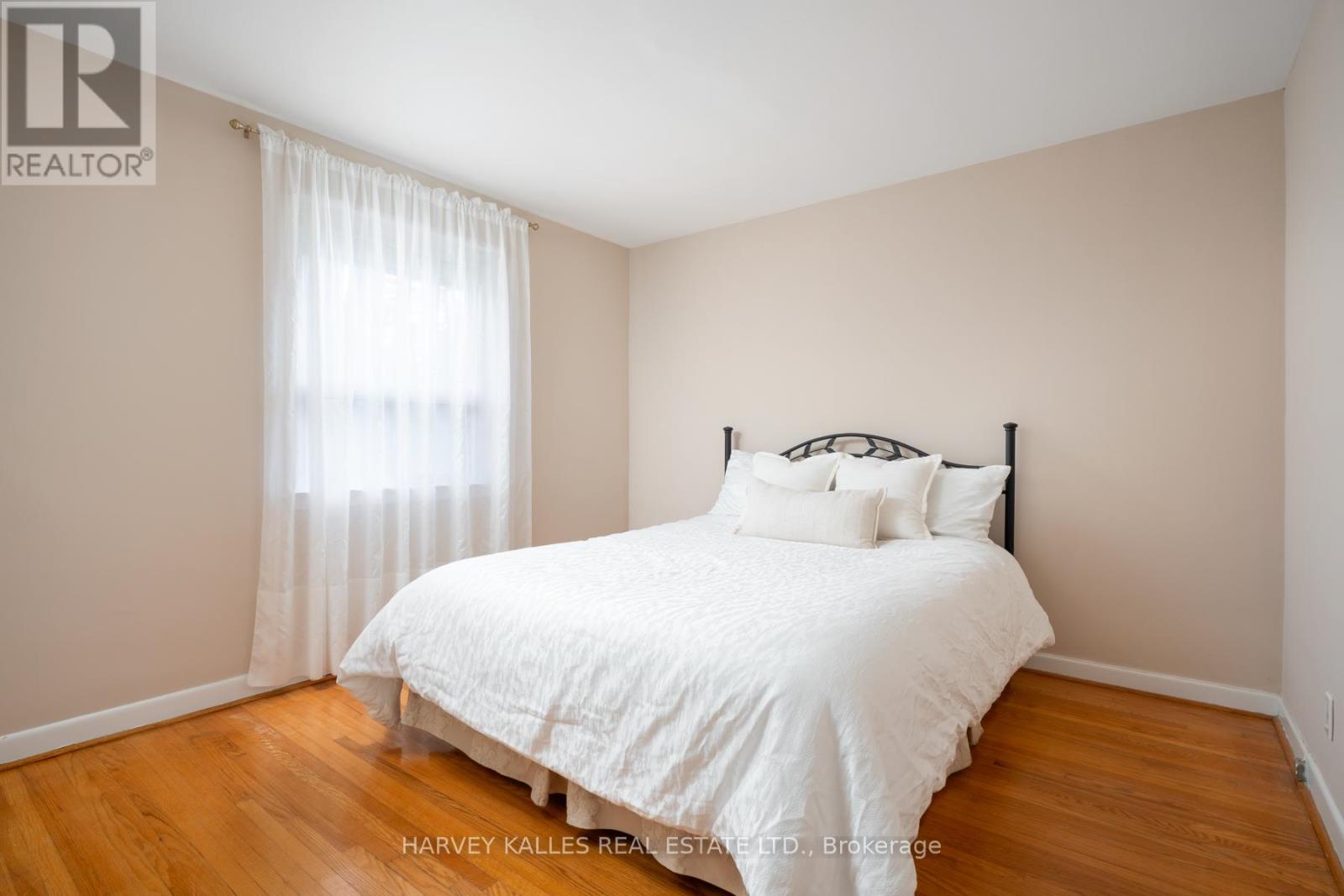 133 Wood Lane, Richmond Hill, Ontario  L4C 4W2 - Photo 10 - N13083920