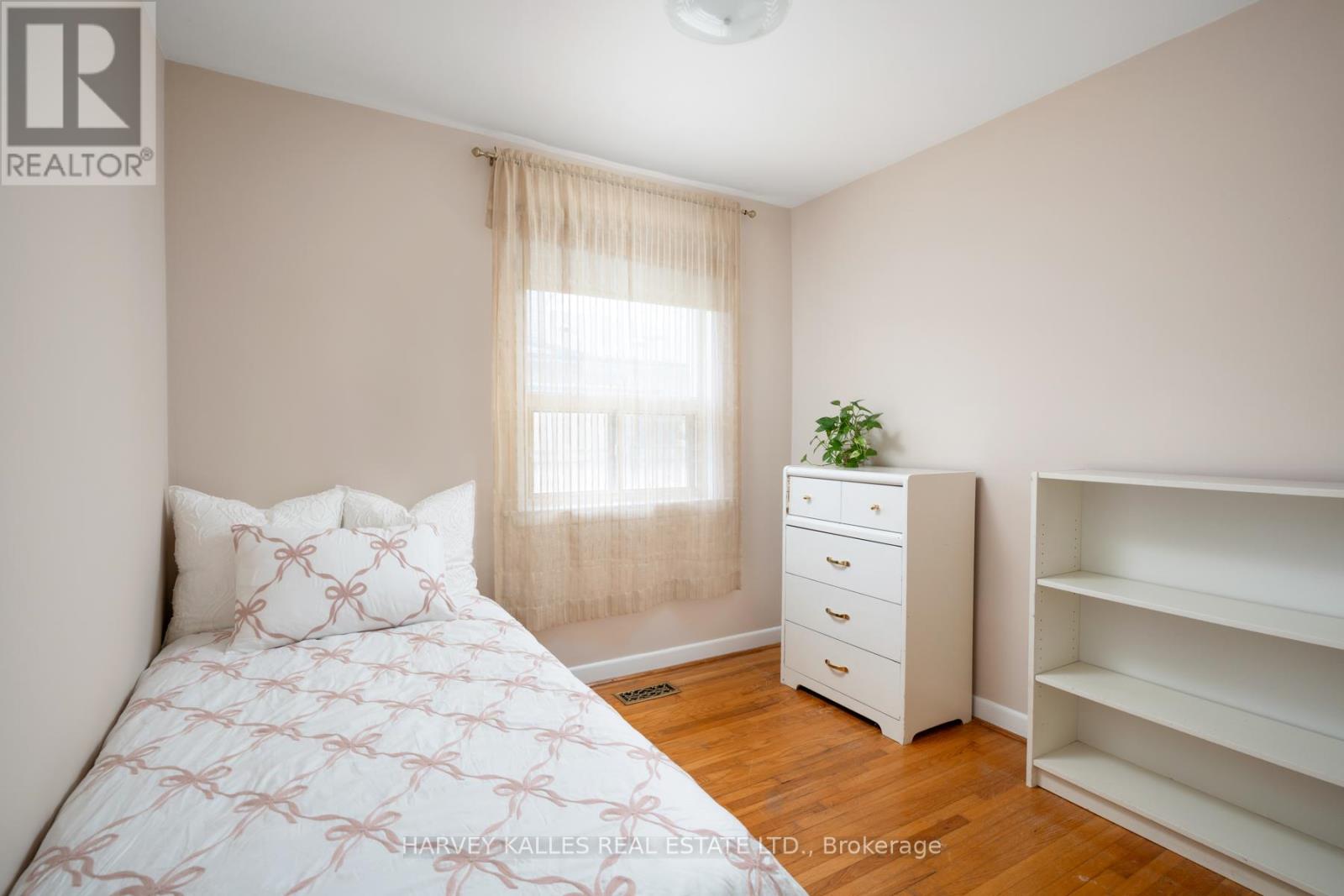 133 Wood Lane, Richmond Hill, Ontario  L4C 4W2 - Photo 12 - N13083920