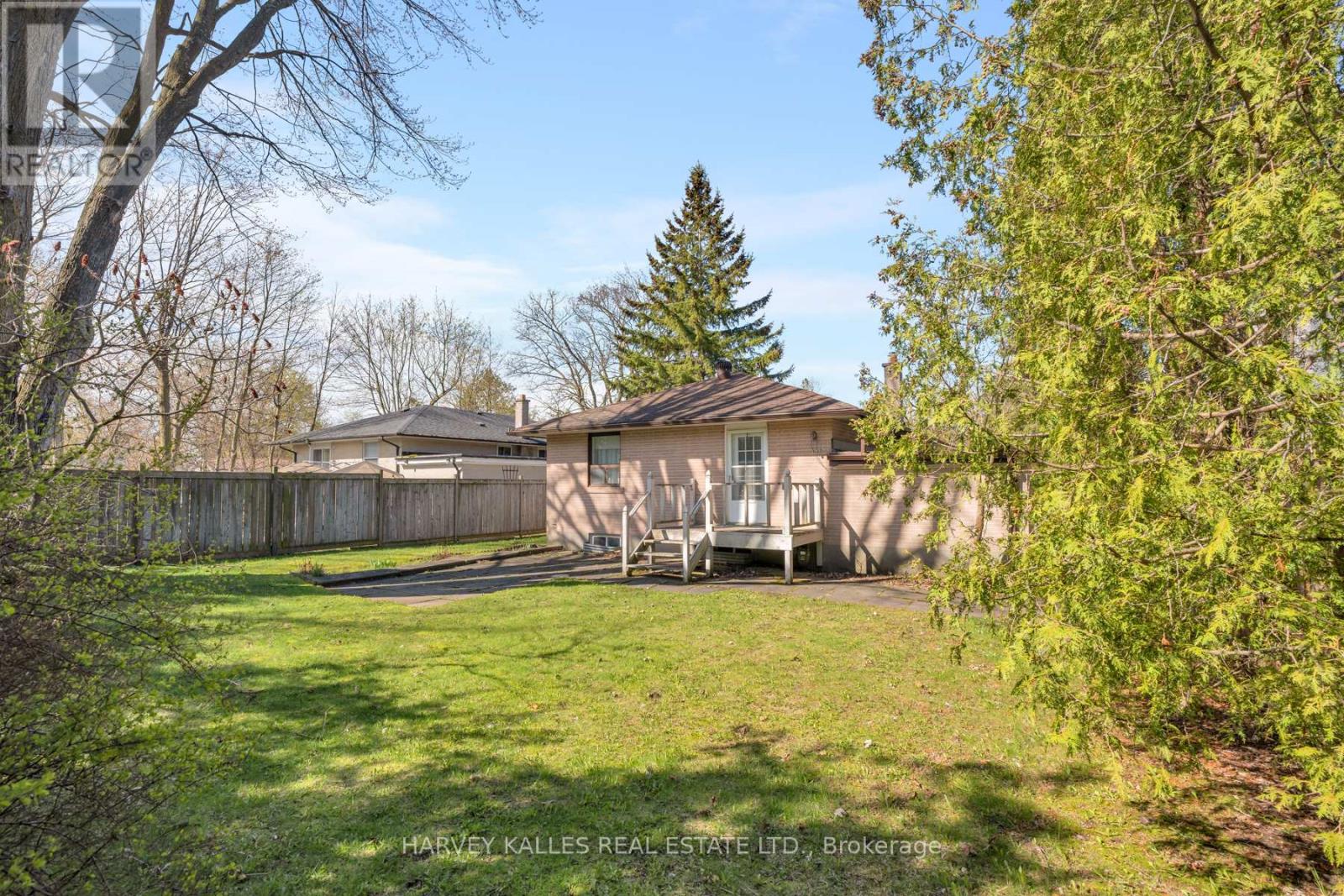 133 Wood Lane, Richmond Hill, Ontario  L4C 4W2 - Photo 22 - N13083920