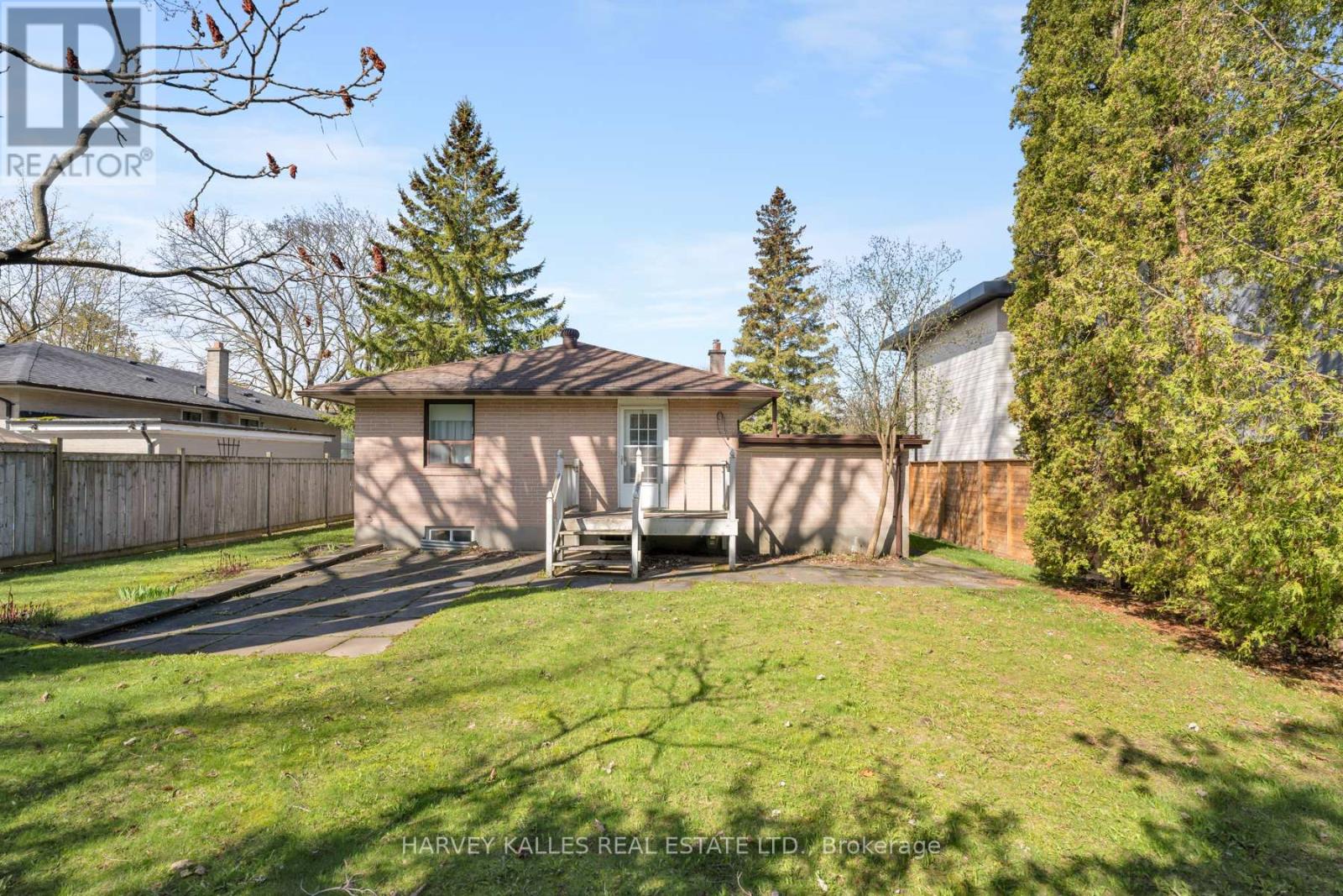 133 Wood Lane, Richmond Hill, Ontario  L4C 4W2 - Photo 23 - N13083920