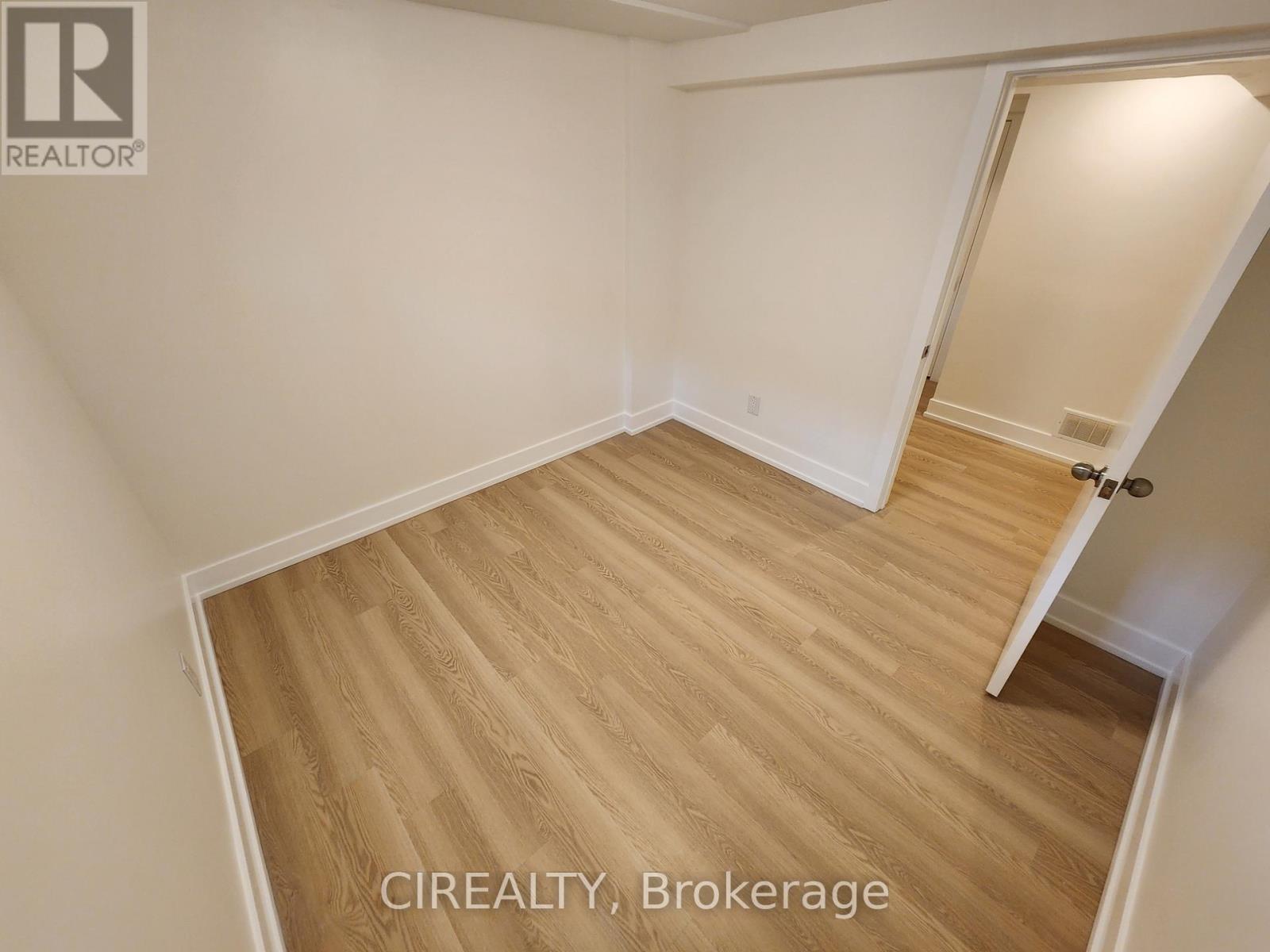 Lower - 188 Cherrywood Drive, Newmarket, Ontario  L3Y 2X8 - Photo 10 - N13083922