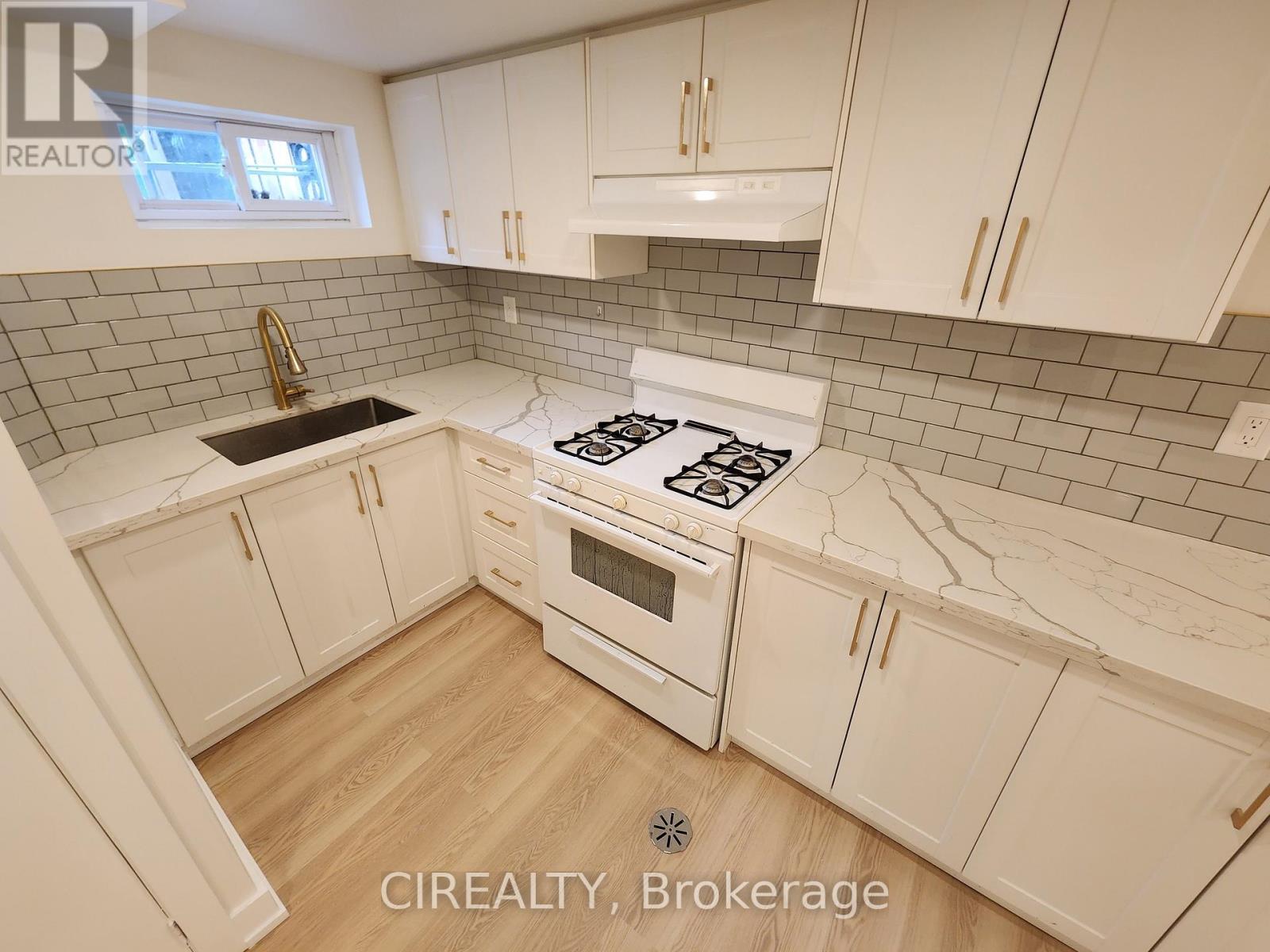 Lower - 188 Cherrywood Drive, Newmarket, Ontario  L3Y 2X8 - Photo 5 - N13083922