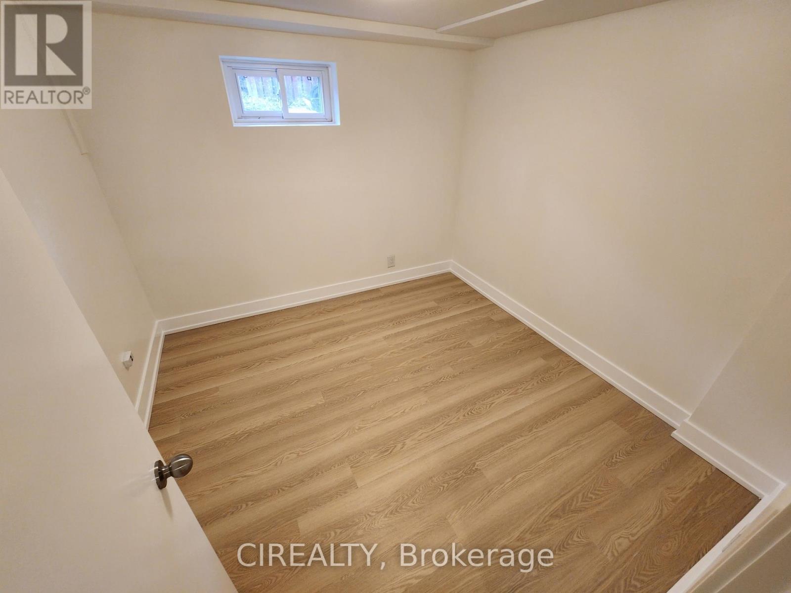 Lower - 188 Cherrywood Drive, Newmarket, Ontario  L3Y 2X8 - Photo 9 - N13083922