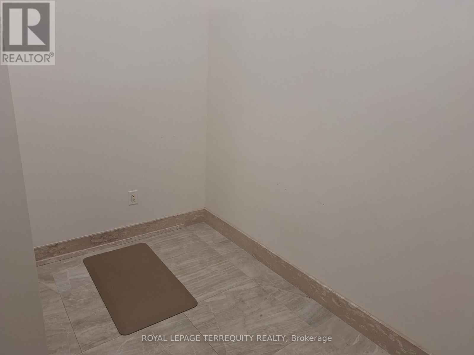 3 - 457 Jevlan Drive, Vaughan, Ontario  L4L 7Z9 - Photo 9 - N13083924