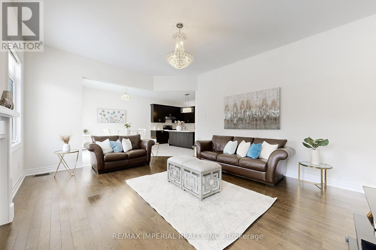 211 Touch Gold Crescent, Aurora, Ontario  L4G 3X4 - Photo 10 - N13083948