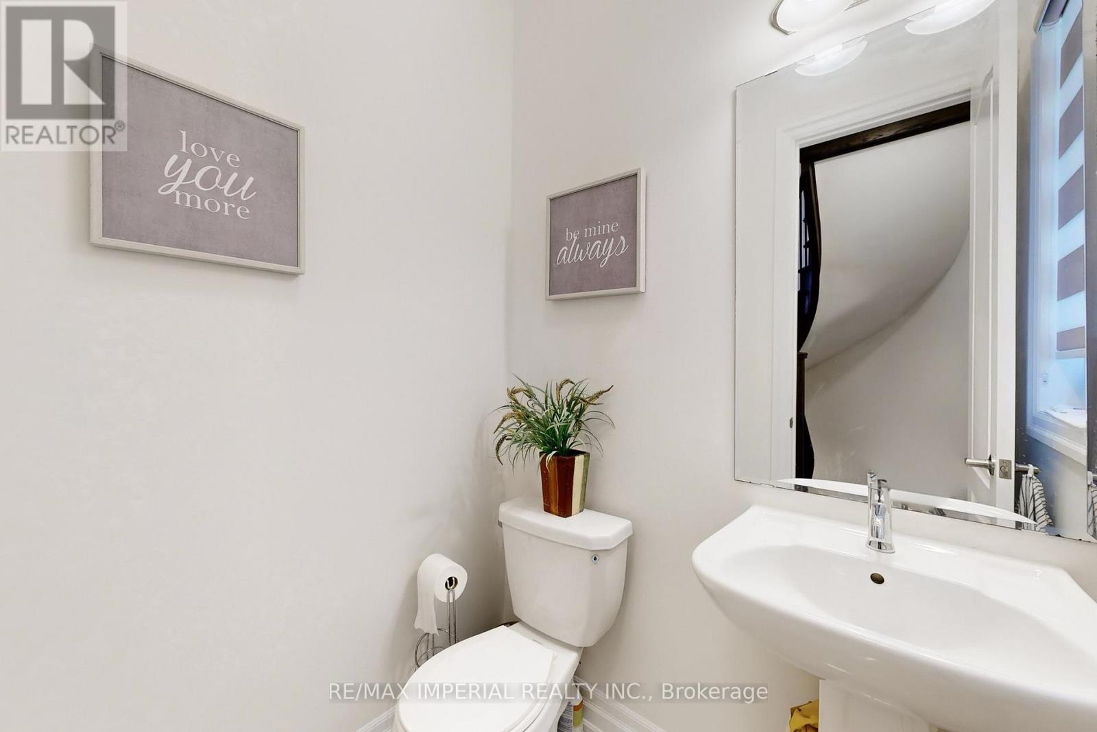 211 Touch Gold Crescent, Aurora, Ontario  L4G 3X4 - Photo 24 - N13083948