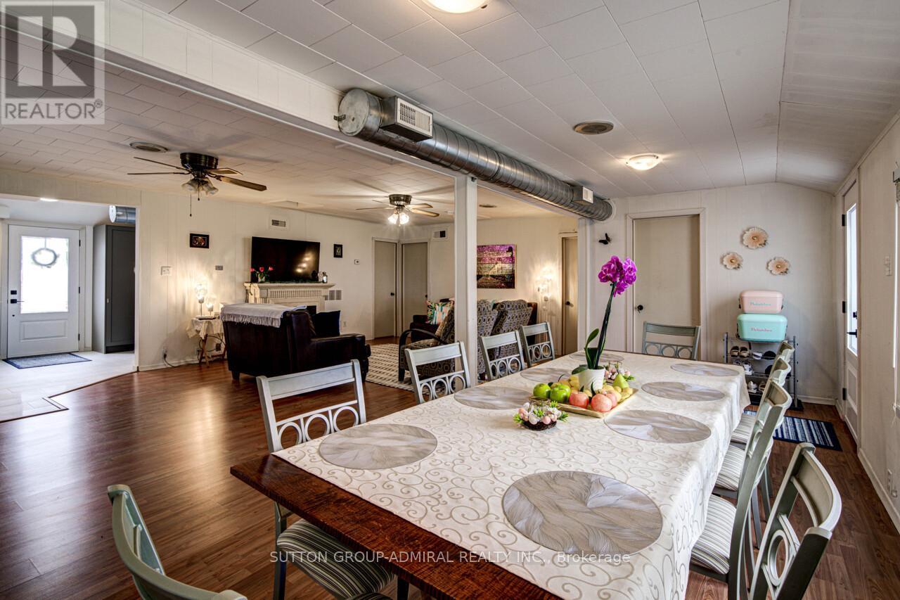 1074 River Road E, Wasaga Beach, Ontario  L9Z 2R1 - Photo 22 - S13083872