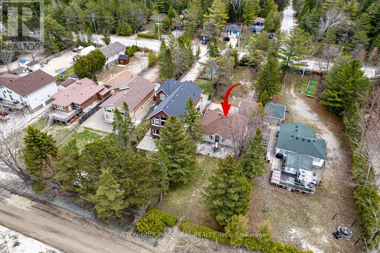 1074 River Road E, Wasaga Beach, Ontario  L9Z 2R1 - Photo 45 - S13083872