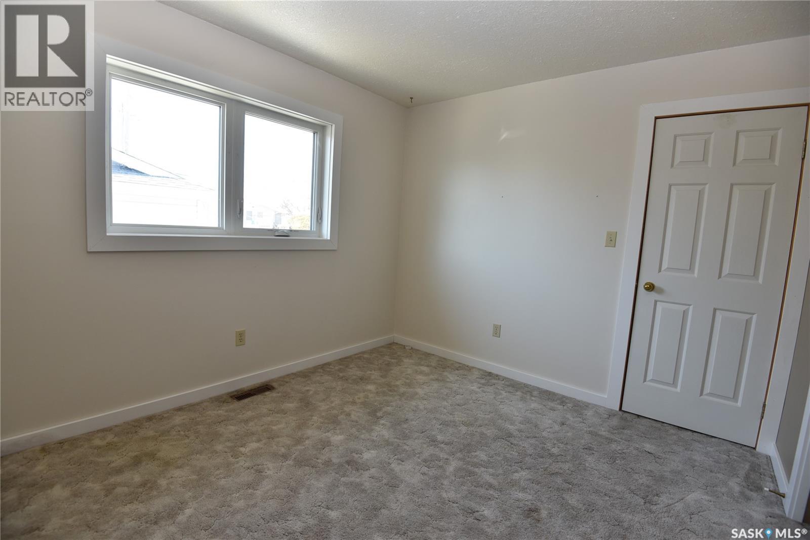 1300 Centre Street, Nipawin, Saskatchewan  S0E 1E0 - Photo 21 - SK034793