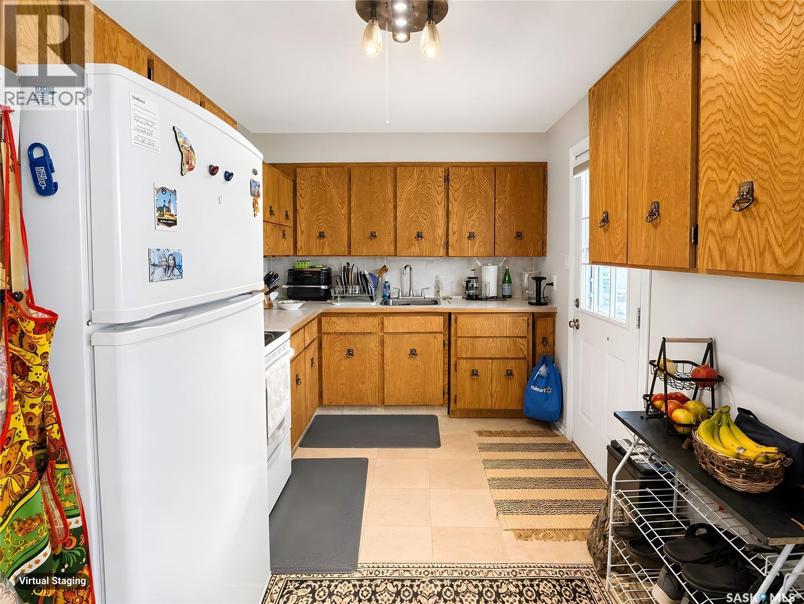 630 Williams Crescent, Regina, Saskatchewan  S4T 6B2 - Photo 4 - SK034900