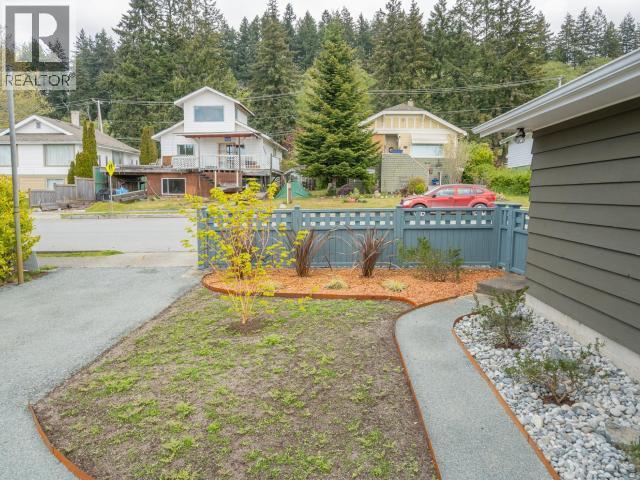 5461 Maple Ave, Powell River, British Columbia   - Photo 62 - 19839