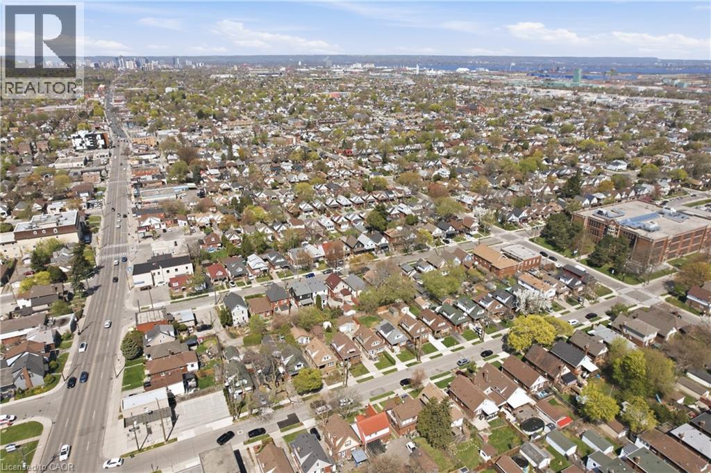 21 Weir Street N, Hamilton, Ontario  L8H 5E7 - Photo 41 - 40824988
