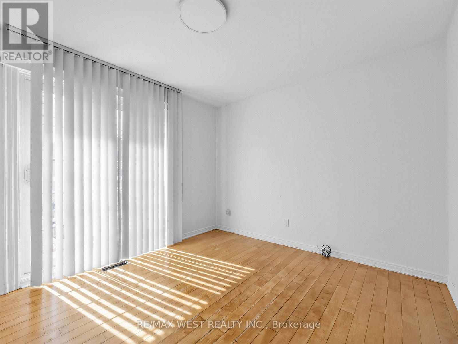 578 Bellamy Road N, Toronto, Ontario  M1H 1G4 - Photo 11 - E13067808