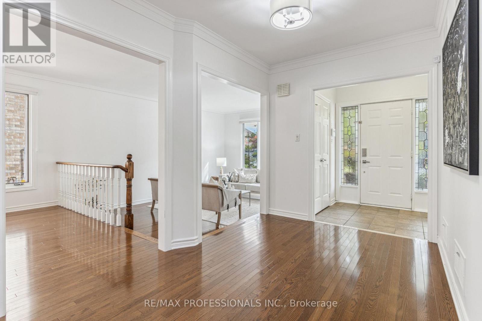 1416 The Links Drive, Oakville, Ontario  L6M 2N9 - Photo 2 - W13083604