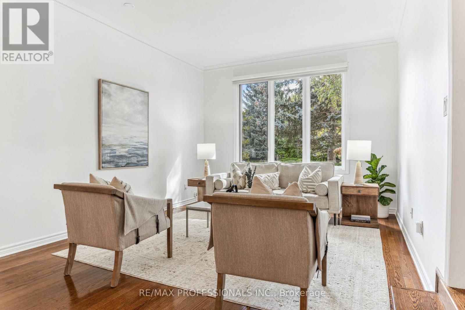 1416 The Links Drive, Oakville, Ontario  L6M 2N9 - Photo 4 - W13083604